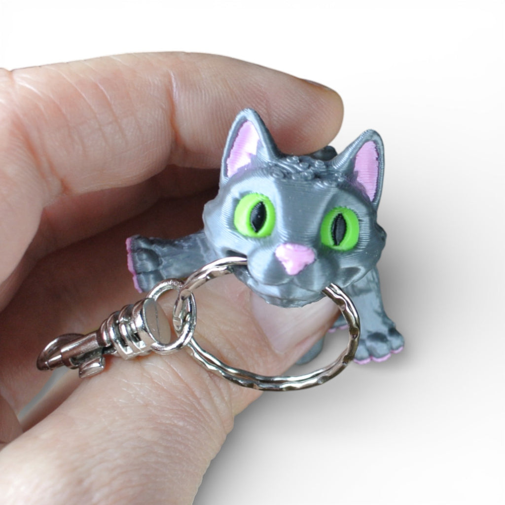 Gray Cat Articulated Keychain – 3D Printed Flexible Cat Fidget Charm