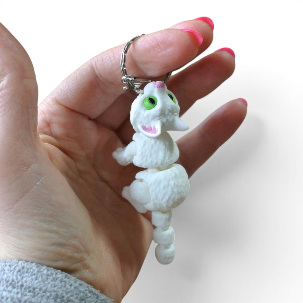 3D Printed White Cat Keychain – Cute Articulated Cat Bag Charm