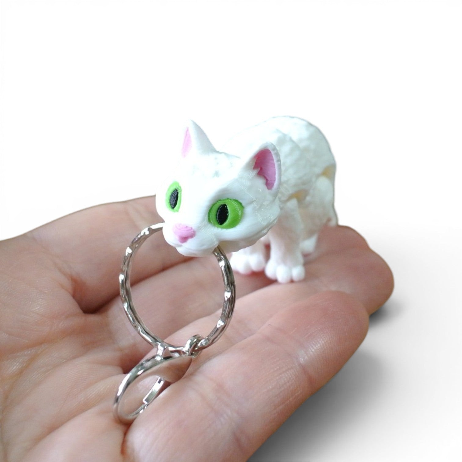 3D Printed White Cat Keychain – Cute Articulated Cat Bag Charm
