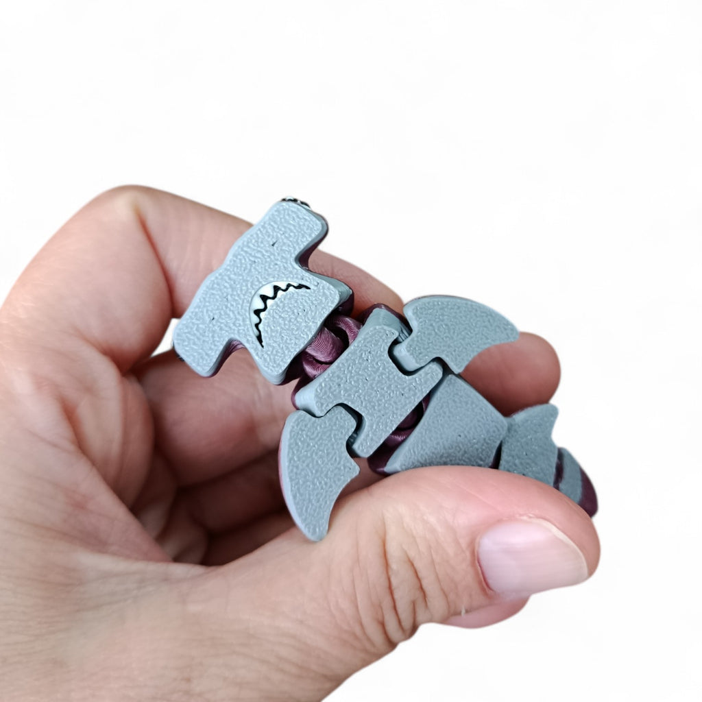 3D Printed Dusty Purple Hammerhead Shark Keychain – Articulated Flexible Sea Animal Charm