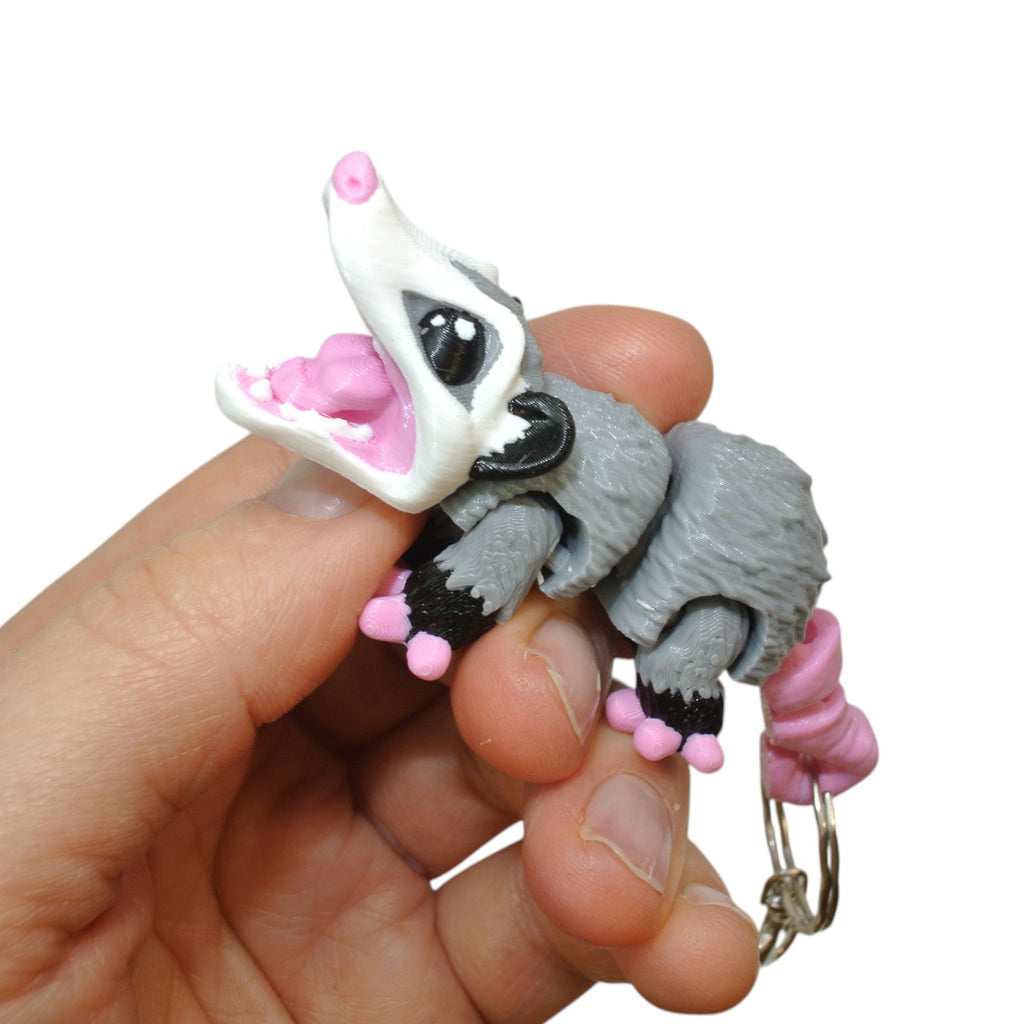 3D Printed Opossum Keychain – Articulated Animal Keyring & Backpack Charm