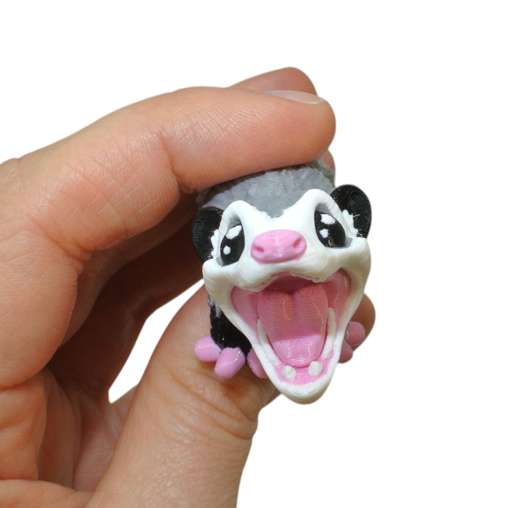 3D Printed Opossum Keychain – Articulated Animal Keyring & Backpack Charm