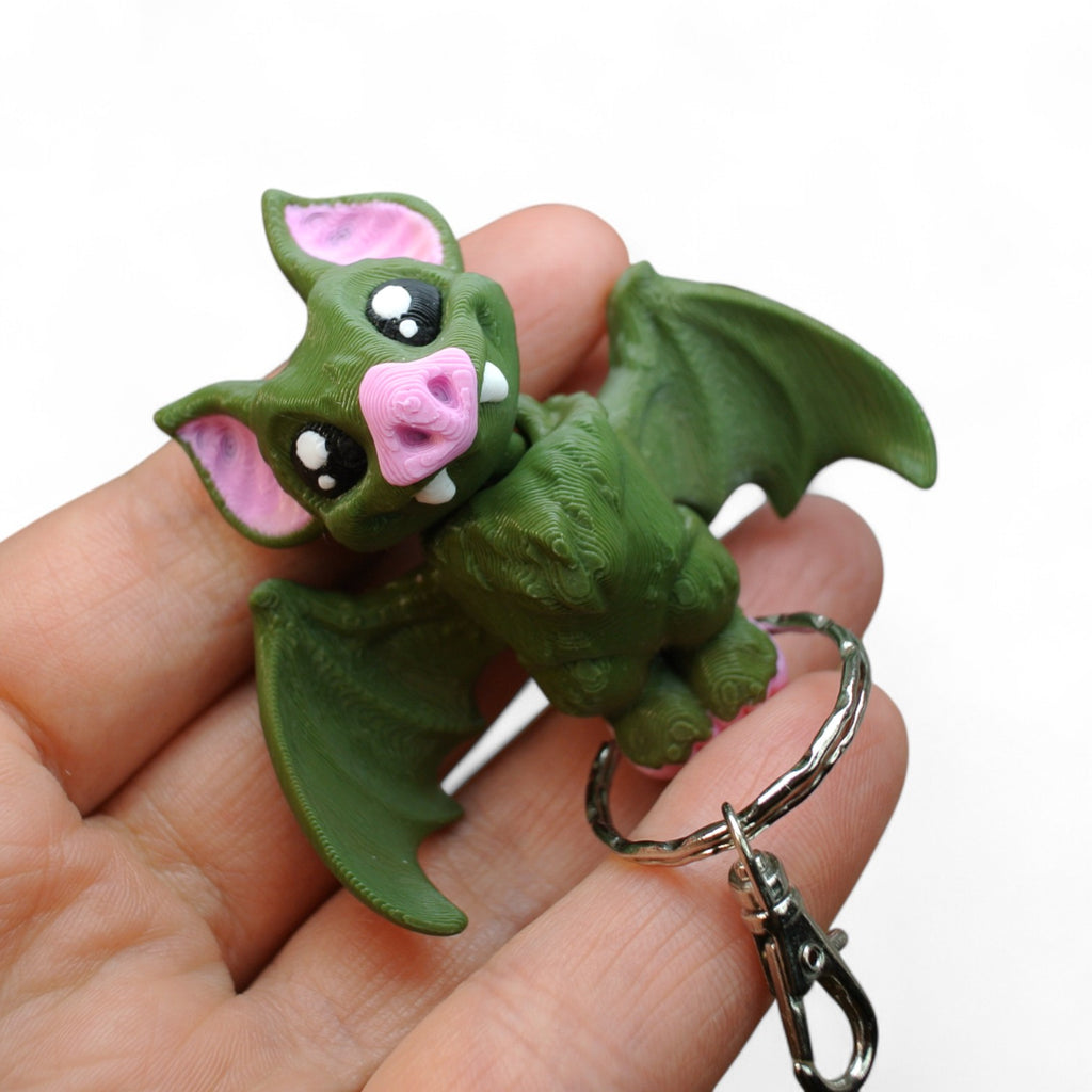 Green Bat Keychain – 3D Printed Articulated Animal Keyring & Backpack Charm
