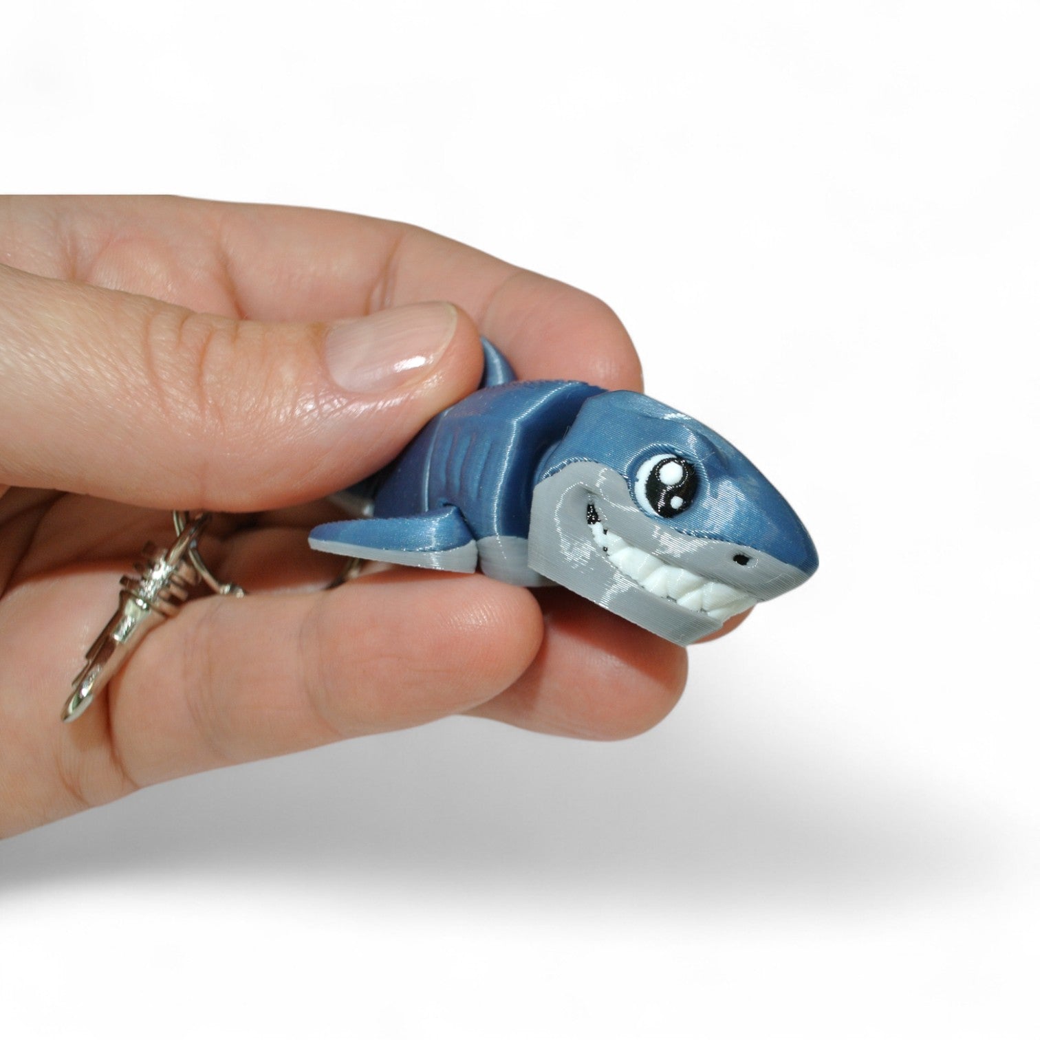 Blue Shark 3D Printed Articulated Keychain – Flexible Ocean Animal Charm
