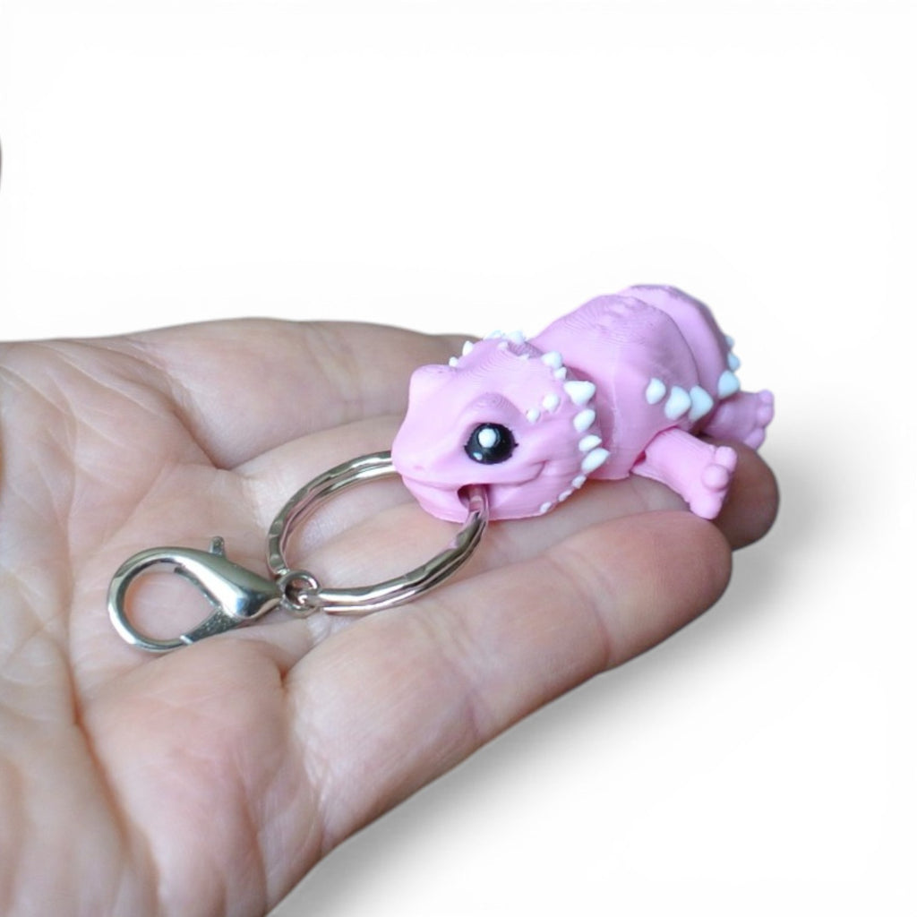 Pink Articulated Lizard Keychain – 3D Printed Cute Reptile Bag Charm